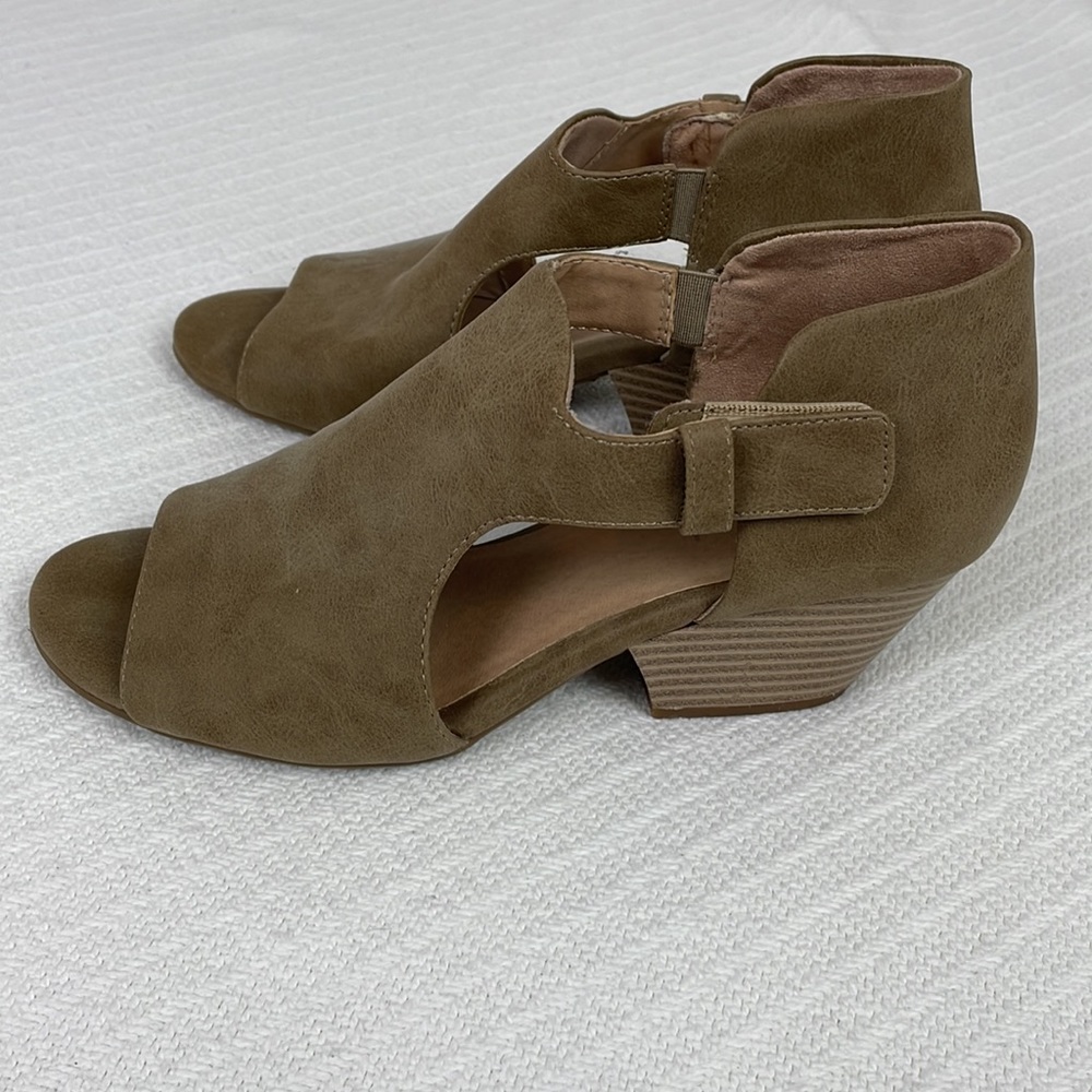 Soul Naturalizer PeepToe Heeled Bootie Size 7